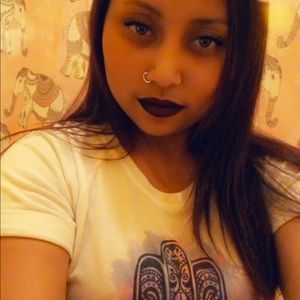 Meet your Posher, Antonia